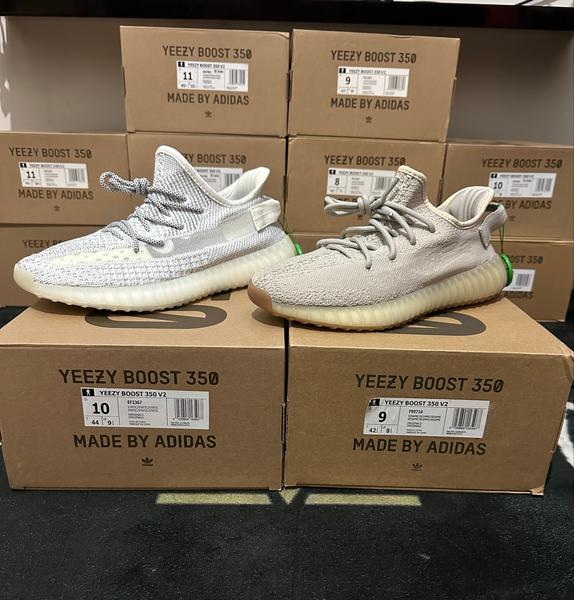 adidas gazelle silver green womens Adidas Yeezy Boost 350 V2 Onyx