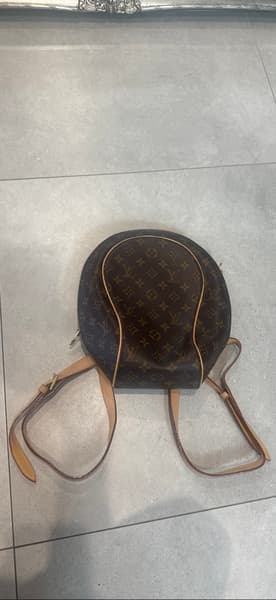 chanel vintage leather backpack black Chanel vintage black leather backpack