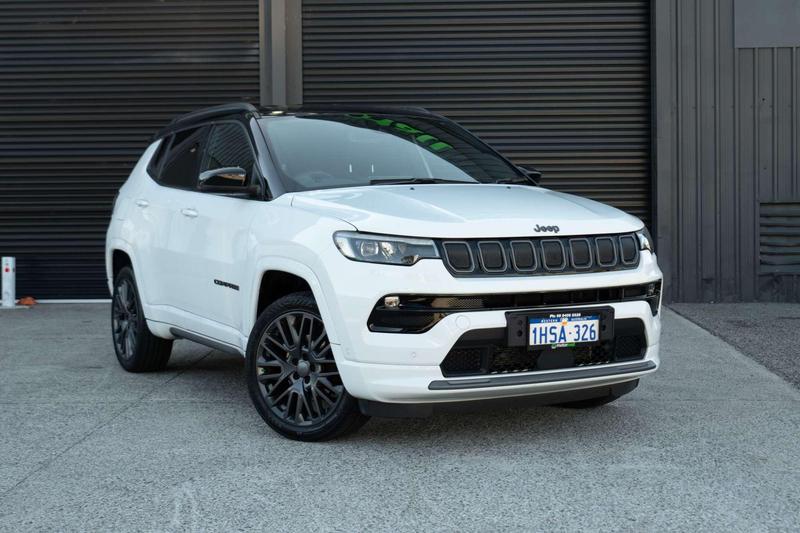 2022 Jeep Compass S-Limited M6 photo 2