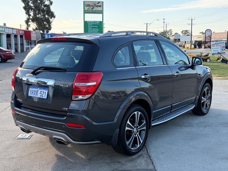 2017 Holden Captiva LTZ CG photo 5