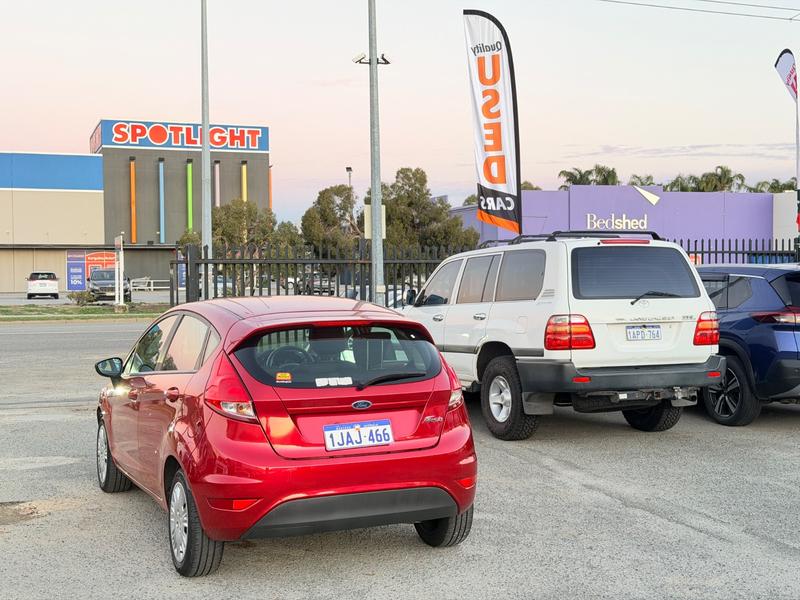 2016 Ford FIESTA AMBIENTE photo 5