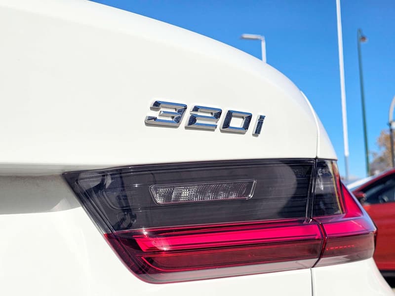 2022 BMW 3 Series 320i M Sport G20 LCI Auto photo 5