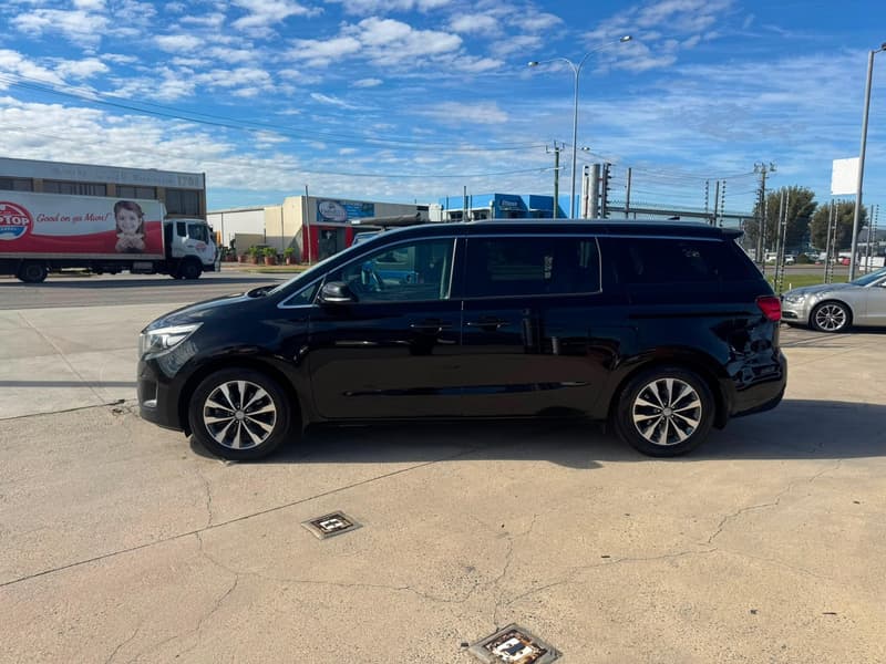 2016 Kia Carnival YP SLi Wagon 8st 5dr Spts Auto 6sp 2.2DT [MY16] photo 4