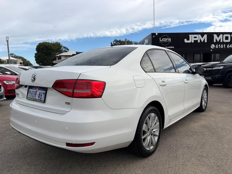 2015 Volkswagen Jetta 118 TSI TRENDLINE 1KM MY16 photo 4