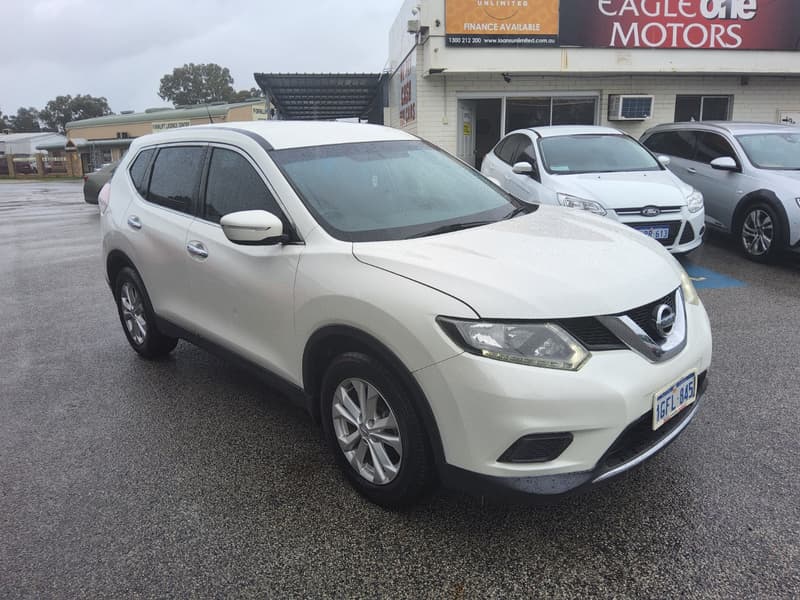 2017 Nissan X-TRAIL ST (FWD) 3 YEAR WARRANTY — primary photo