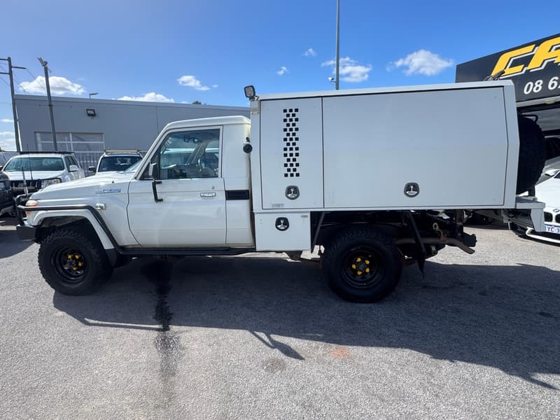 2018 Toyota Landcruiser Workmate VDJ79R 4X4 photo 2