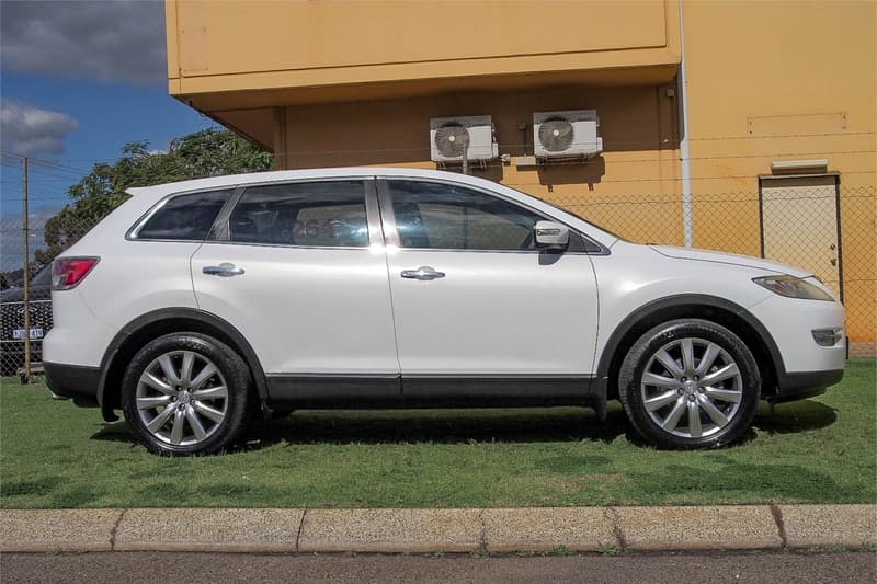 2009 Mazda CX-9 LUXURY photo 3