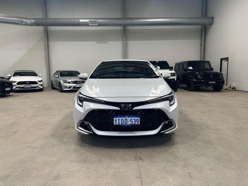 2024 Toyota Corolla ZR Hybrid ZWE219R photo 2