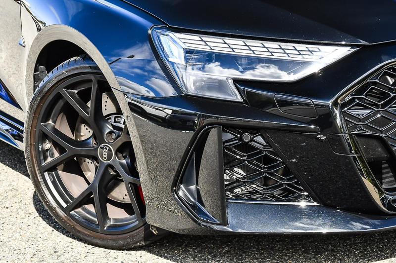 2025 Audi RS3 GY photo 2