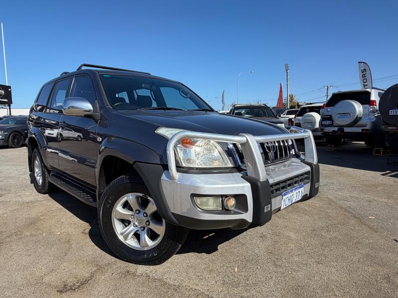 2006 Toyota Landcruiser GXL UZJ100R — primary photo