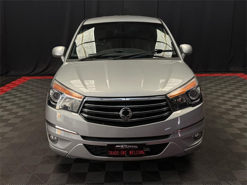 2016 Ssangyong Stavic A100 MY13 photo 3