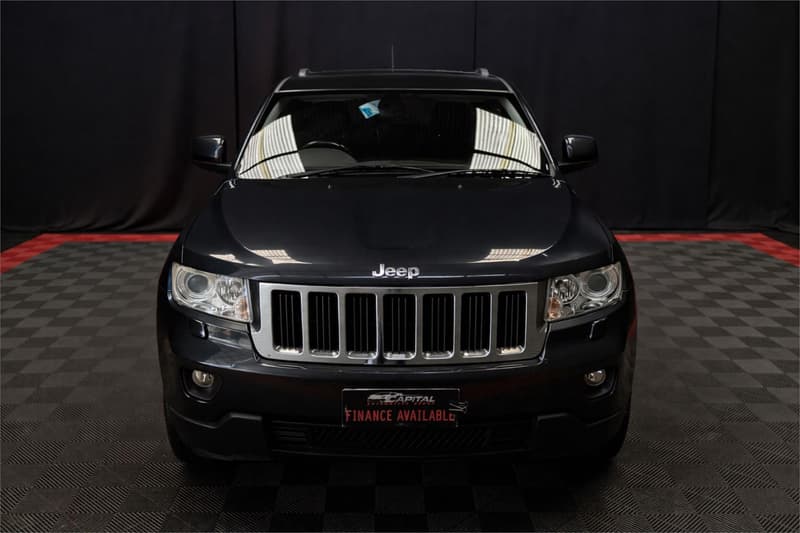 2012 Jeep GRAND CHEROKEE LAREDO (4x4) WK photo 3
