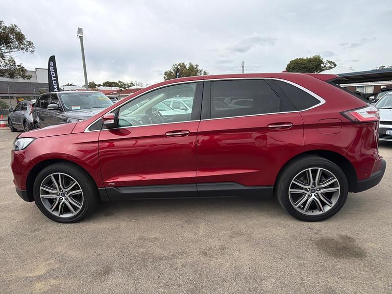 2019 Ford Endura Titanium CA photo 5