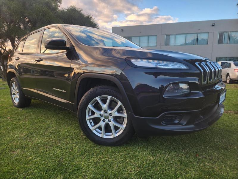 2014 Jeep Cherokee SPORT (4x2) KL — primary photo