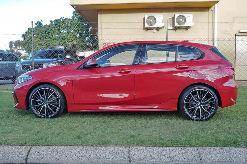 2020 BMW 1 18i M SPORT F40 photo 4