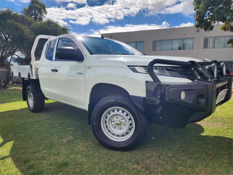 2021 Mitsubishi Triton GLX MR 4X4 — primary photo