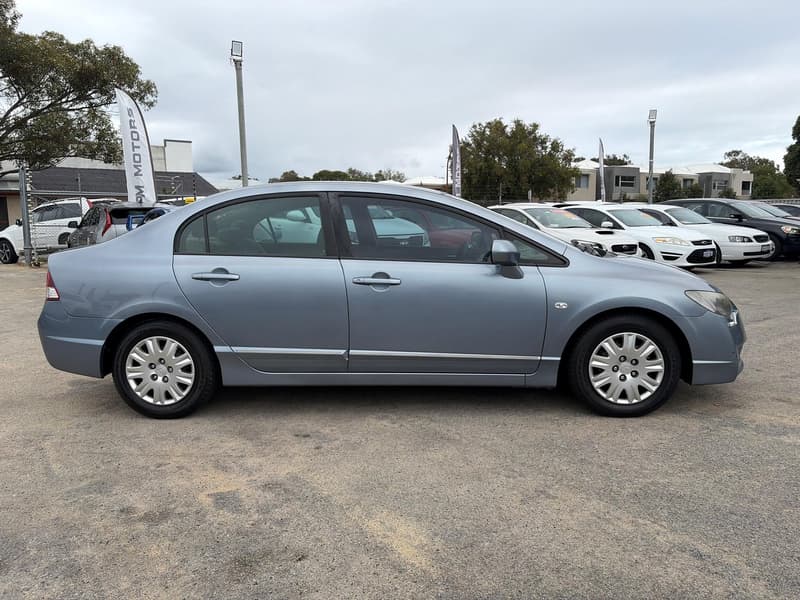 2009 Honda Civic VTi 8th Gen photo 3