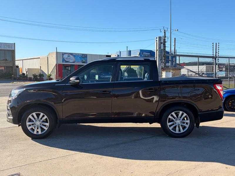 2019 Ssangyong Musso ELX Q200 4X4 photo 4
