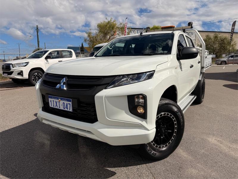 2022 Mitsubishi Triton GLX MR Rear Wheel Drive photo 5