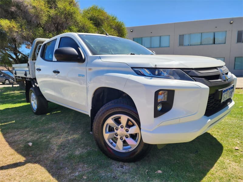 2020 Mitsubishi Triton GLX ADAS MR 4X4 — primary photo