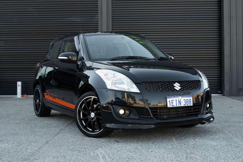 2013 Suzuki Swift GL FZ photo 2