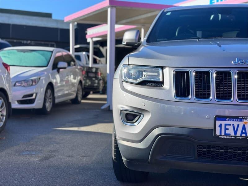 2015 Jeep GRAND CHEROKEE LAREDO (4x2) WK MY15 photo 2