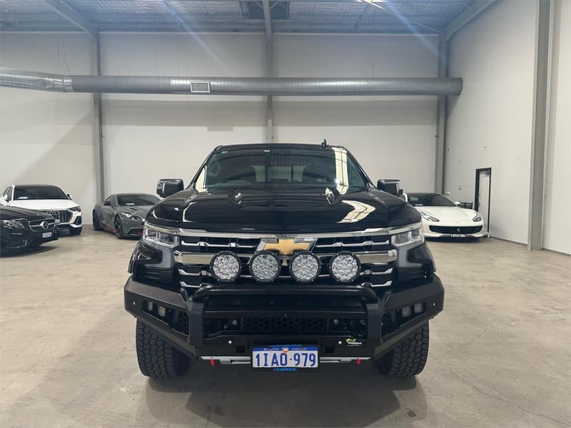 2023 Chevrolet Silverado 1500 LTZ Premium W/Tech Pack T1 4X4 photo 2
