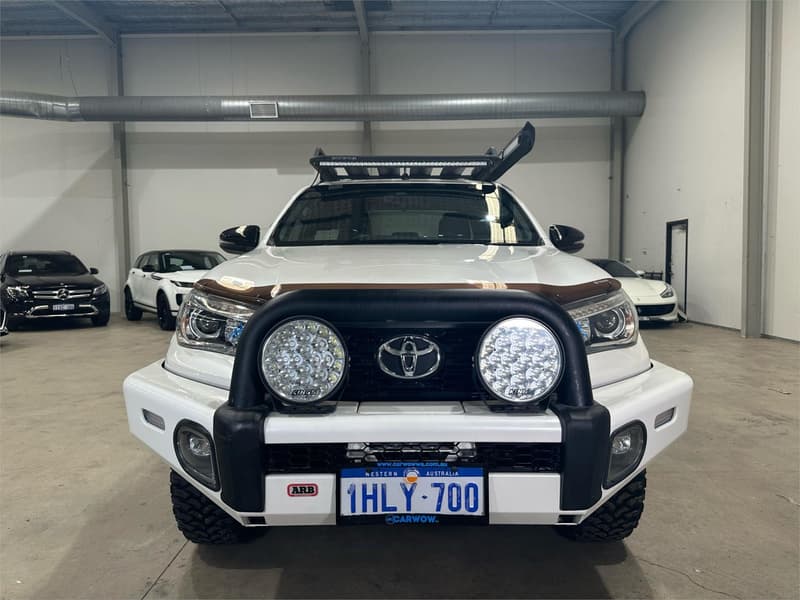 2018 Toyota Hilux Rogue GUN126R 4X4 photo 2