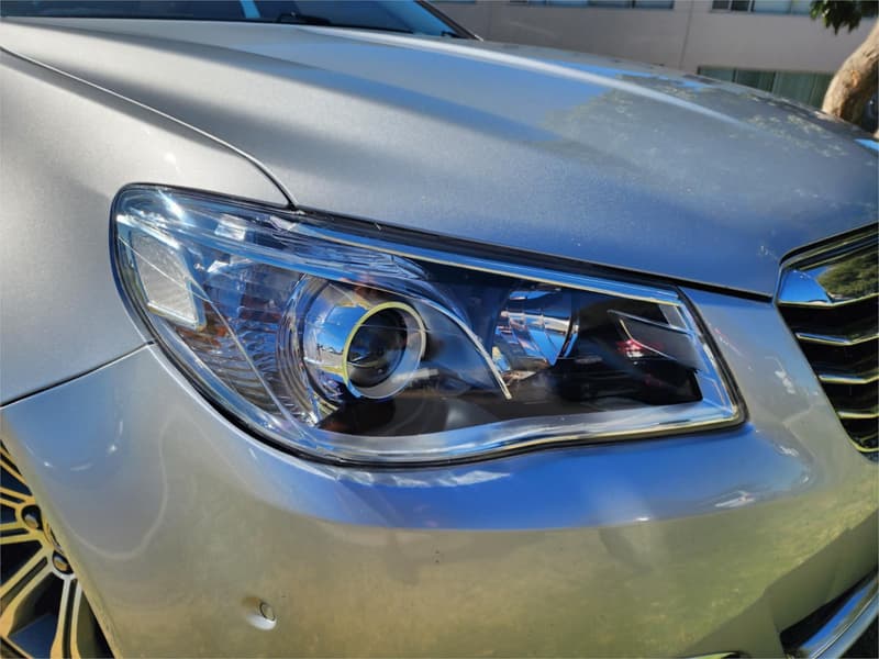 2013 Holden Calais V VF photo 2