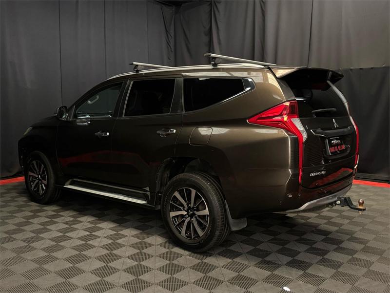 2017 Mitsubishi Pajero Sport EXCEED (4x4) 7 SEAT MY17 photo 5