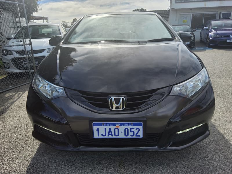 2013 Honda CIVIC VTi-S photo 2