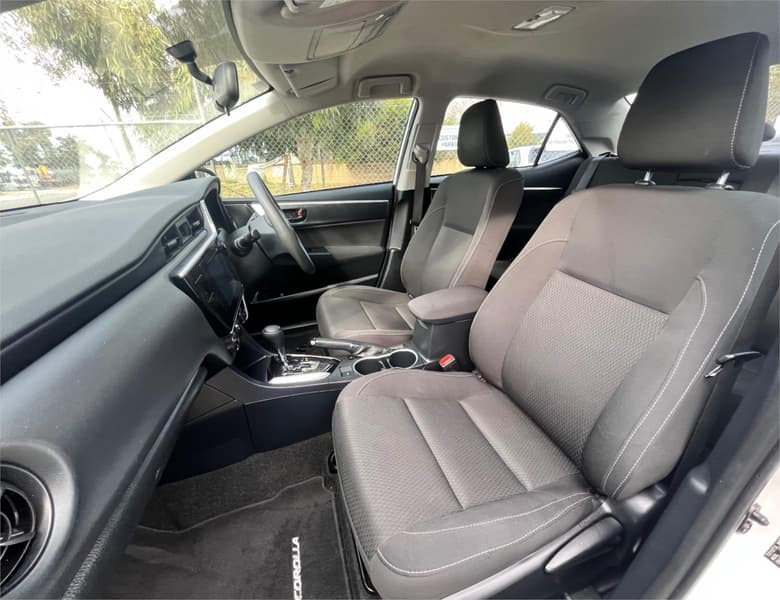 2019 Toyota Corolla Ascent ZRE172R photo 2