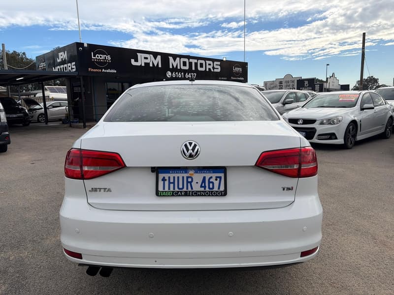 2015 Volkswagen Jetta 118 TSI TRENDLINE 1KM MY16 photo 5