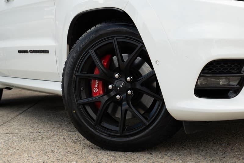 2020 Jeep Grand Cherokee SRT WK photo 2