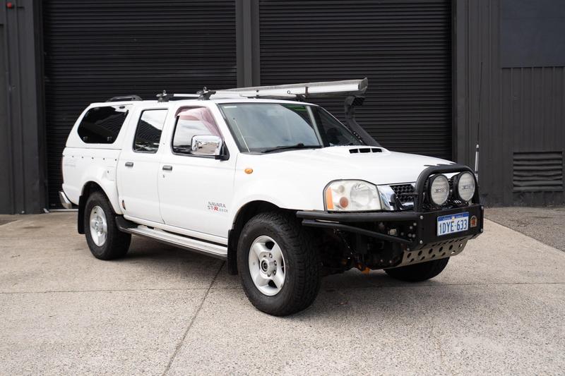 2012 Nissan Navara ST-R D22 4X4 photo 4