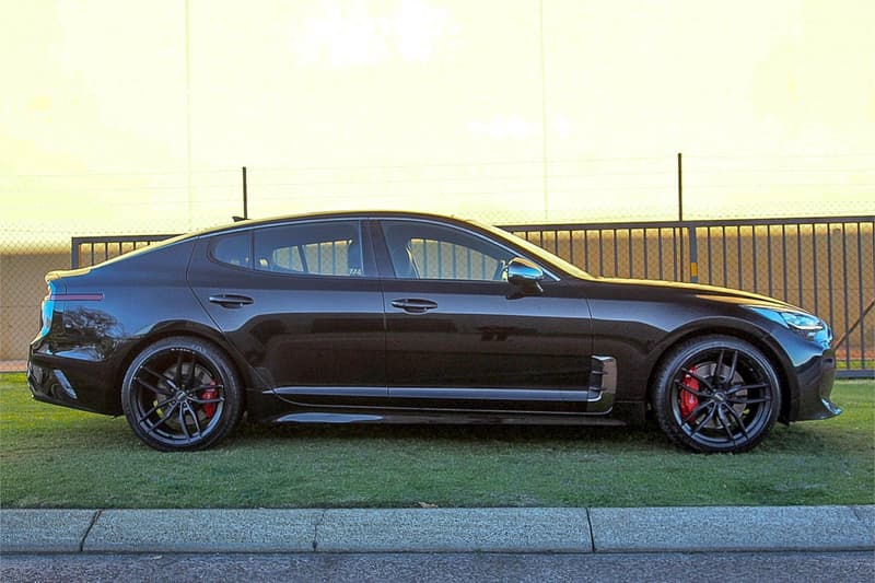 2020 Kia Stinger GT (BLACK LEATHER) CK MY20 photo 3