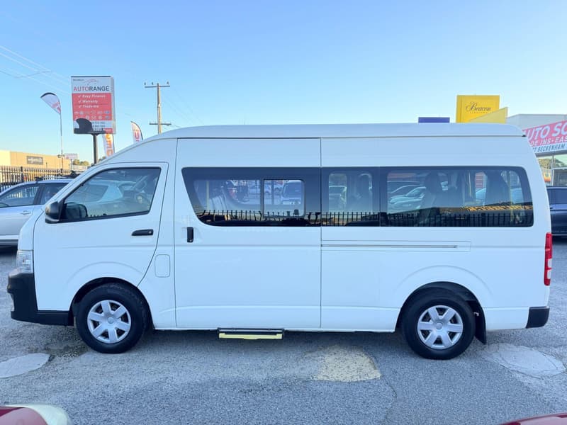 2011 Toyota Hiace COMMUTER TRH223R MY11 UPGRADE photo 3