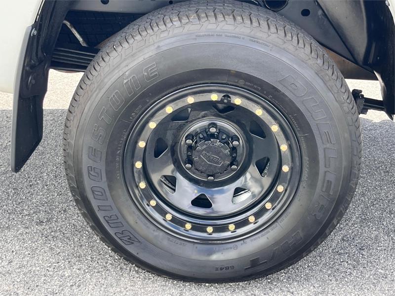2022 Mitsubishi Triton GLX MR Rear Wheel Drive photo 5