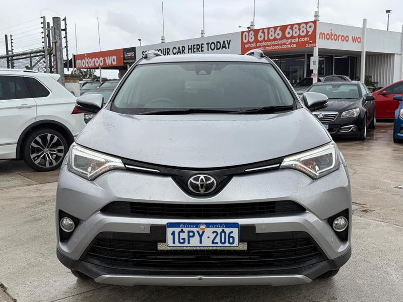 2018 Toyota RAV4 GXL ASA44R photo 2