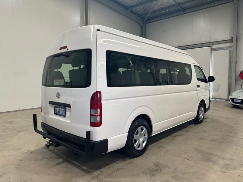 2018 Toyota Hiace Commuter KDH223R photo 5