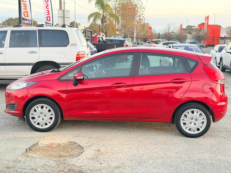 2016 Ford FIESTA AMBIENTE photo 3