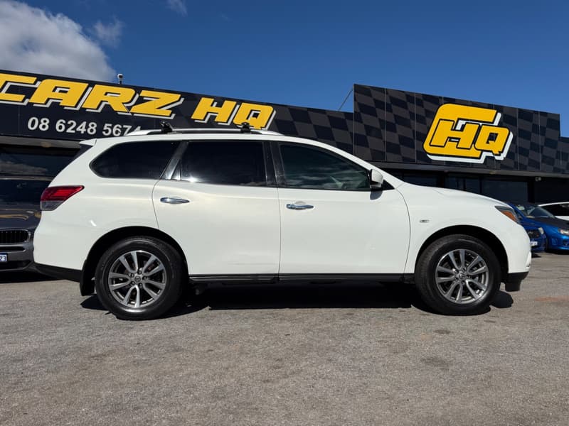 2014 Nissan PATHFINDER ST 7 Seats photo 2