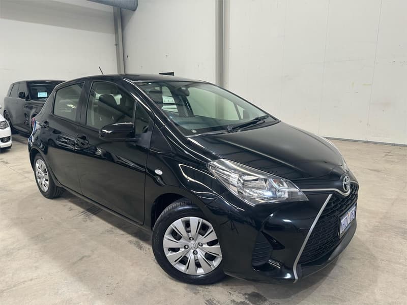 2016 Toyota Yaris Ascent NCP130R photo 3