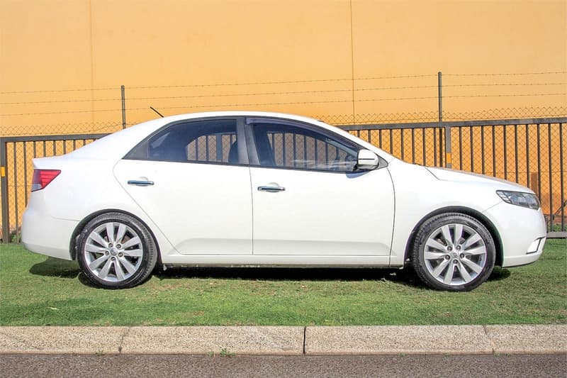 2012 Kia Cerato SLi TD MY12 photo 3