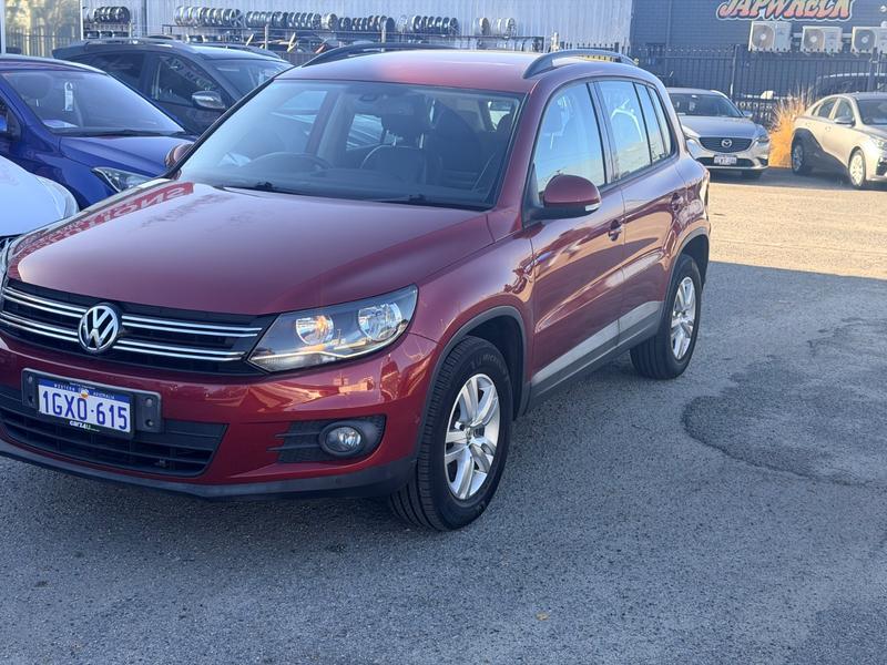 2013 Volkswagen TIGUAN 132 TSI PACIFIC photo 5
