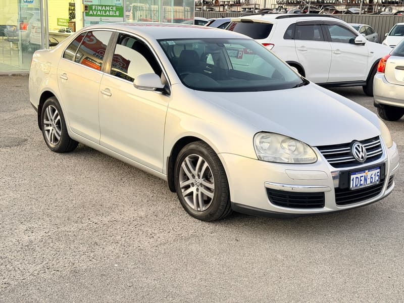 2009 Volkswagen JETTA 103 TDI photo 3