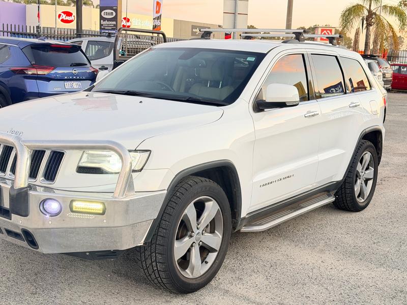 2015 Jeep GRAND CHEROKEE LIMITED (4x4) photo 4