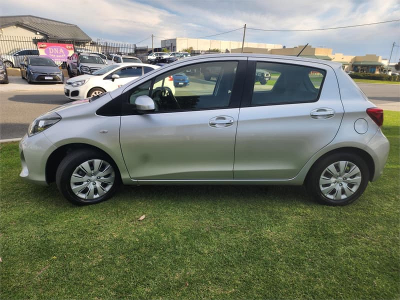 2015 Toyota Yaris ASCENT NCP130R MY15 photo 5