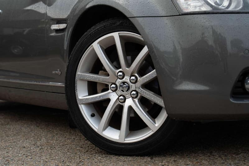 2011 Holden Calais V VE Series II photo 2