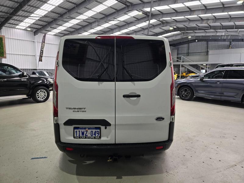 2018 Ford Transit Custom 290S VN SWB Low Roof photo 5
